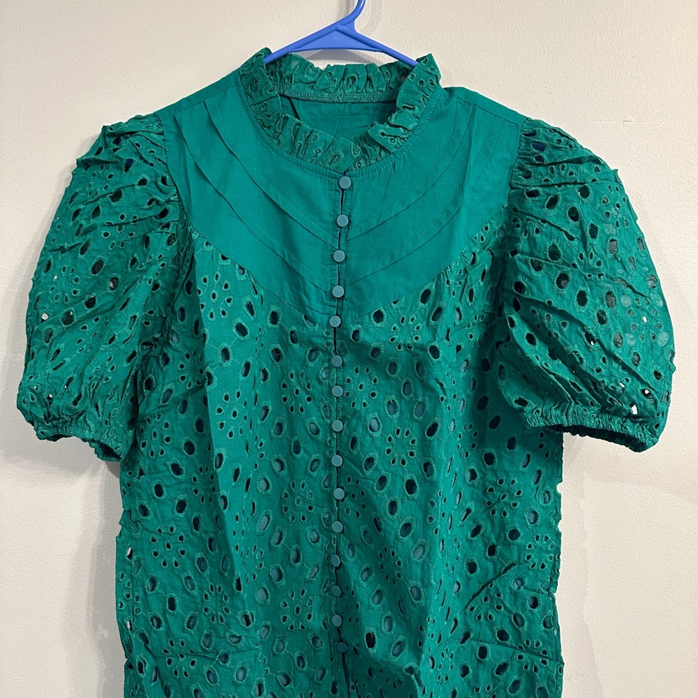 Green Eyelet Puff Sleeve Blouse